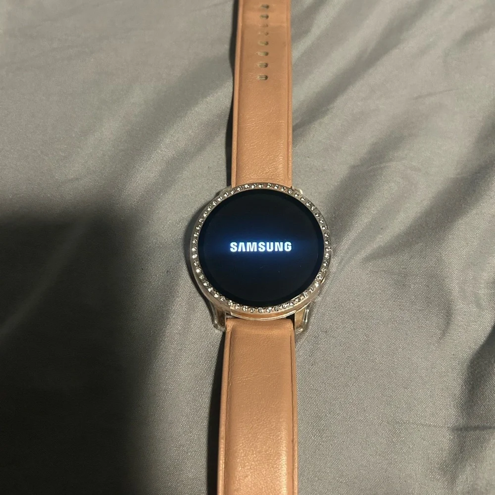Samsung Galaxy Watch Active2 - Silver Case with Tan Band